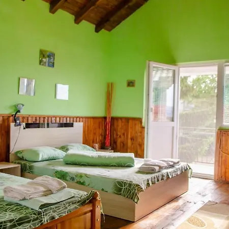 Danailovi Gæstehus 3*